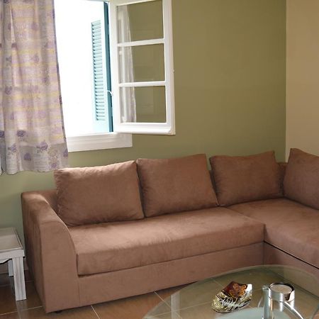 Mel'S Apartments Pesádha Екстериор снимка
