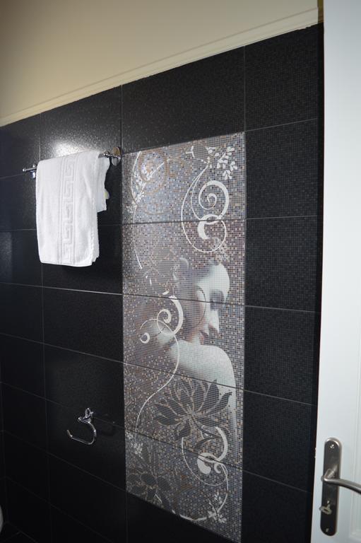 Mel'S Apartments Pesádha Екстериор снимка
